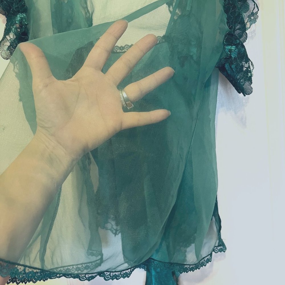 Green 2-Piece Lingerie Set-St. Patrick' Day Surprise-Size Medium-Lace-Sheer-Sexy - Picture 5 of 10